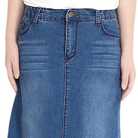 Denim jean skirt with zipper closure and patch pockets - Picture 1 of 9